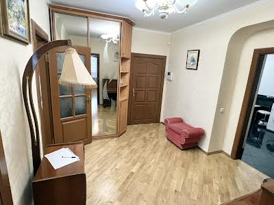 квартира за адресою Драгоманова вул., 31-В