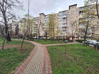 квартира за адресою Березняківська вул., 12