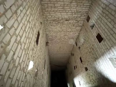 комерційна за адресою Броварська, 1 А