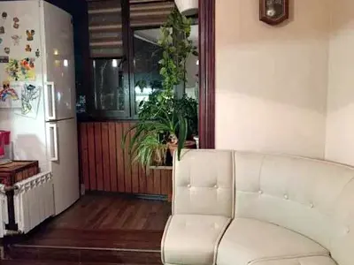 квартира за адресою Зодчих вул., 68/2