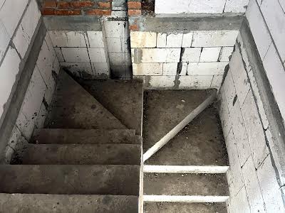 дом по адресу 4-а Будівельників, 16
