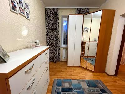 квартира за адресою Масивна вул., 32
