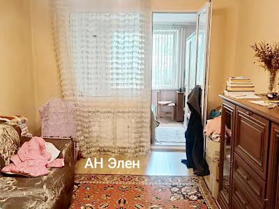 квартира за адресою 40-річчя Оборони Одеси вул., 8