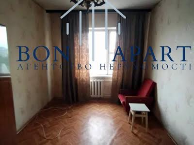 квартира за адресою Прирічна вул., 10