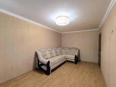 квартира по адресу Генерала Петрова ул., 48