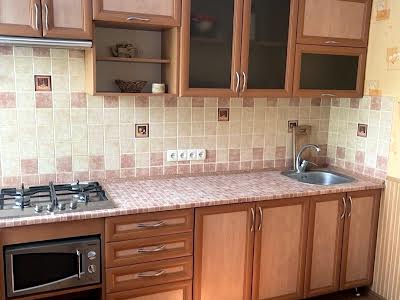 квартира за адресою Південна вул., 52