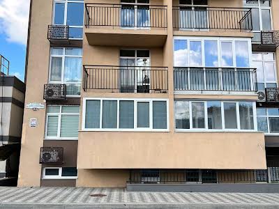 квартира за адресою Академіка Заболотного вул., 148В