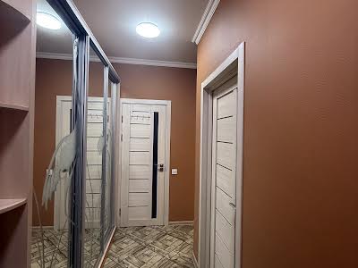 квартира за адресою Братська, 12