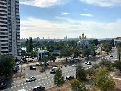 квартира за адресою Героїв полку 