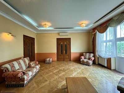 квартира по адресу Новаковского ул., 8