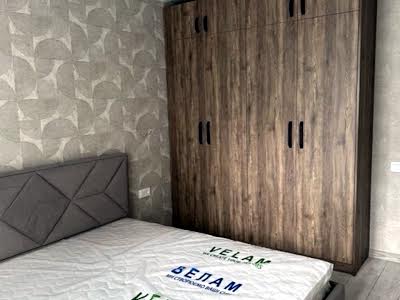 квартира за адресою Жаботинського вул. (Пролетарская улица), 54а