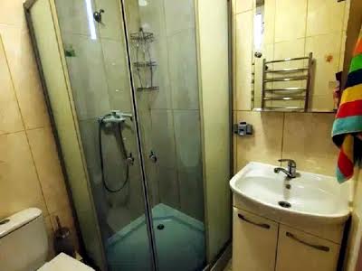 квартира за адресою Залізнична вул., 10