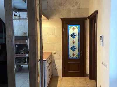 будинок за адресою Олександрівська вул., 1