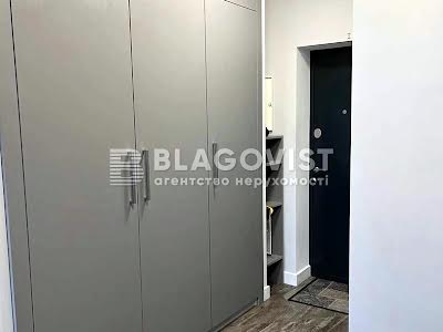 квартира по адресу Нижнеключевая ул., 14