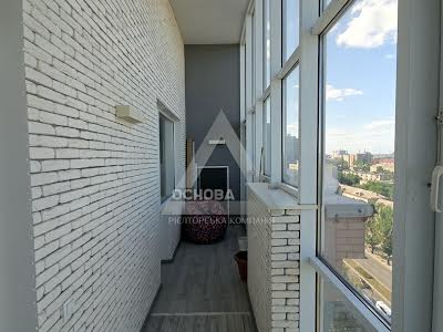 квартира за адресою Сергія Зорського вул. (Гагаріна), 3