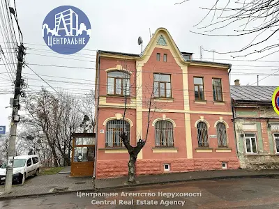 комерційна за адресою Конституційна вул. (28 Червня), 62