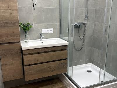 квартира за адресою Абрикосова вул., 1- б