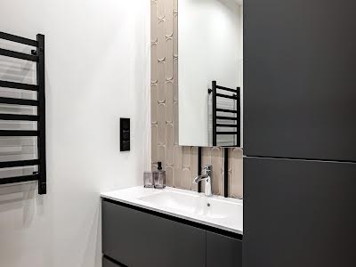 квартира за адресою Рейтарська вул., 30