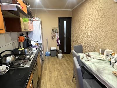 квартира за адресою Сержанта Волкова вул., 37