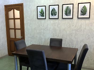 квартира за адресою Миколи Бажана просп., 16