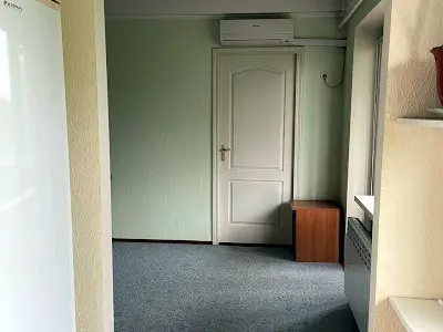 квартира по адресу Строителей ул., 16