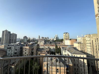 квартира за адресою Жилянська вул., 118