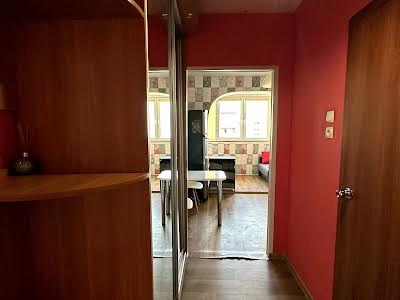 квартира за адресою Кушнарева, 2