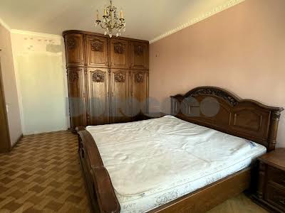 квартира за адресою Клінічна вул., 23/25