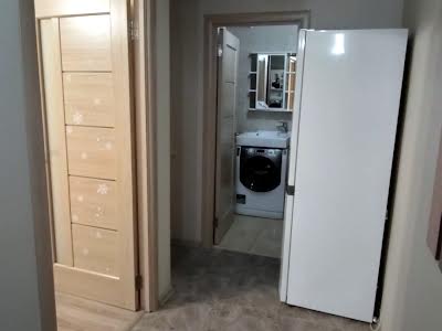 квартира за адресою Каштанова вул., 11