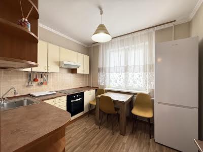 квартира за адресою Олександра Мишуги вул., 3