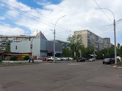 квартира за адресою Мілютенка вул., 11-А