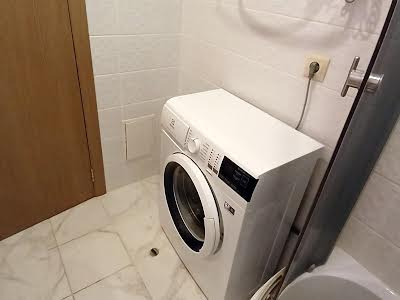 квартира за адресою Райдужна вул., 58