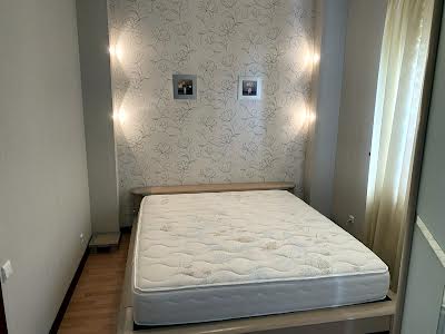 квартира за адресою Госпітальна вул., 1а