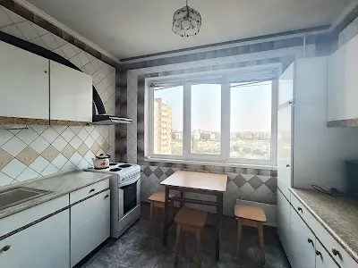 квартира за адресою Квітневий пров., 8