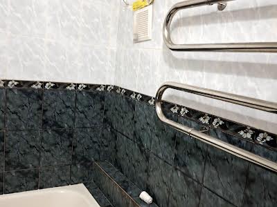 квартира по адресу Днепровская ул., 5