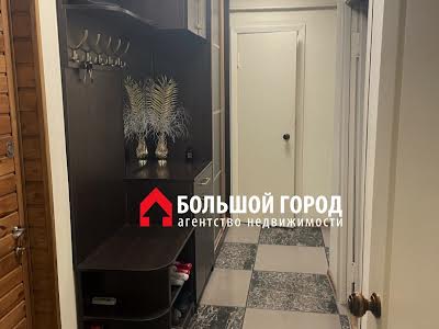 квартира за адресою Уральська вул., 63