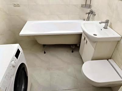 квартира за адресою Троїцька вул., 36