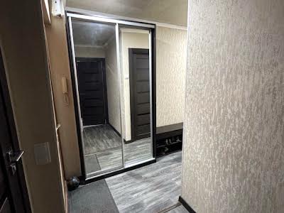 квартира по адресу Гвардейцев-Широнинцев ул., 113