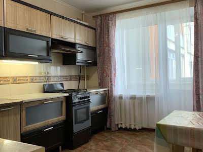 квартира за адресою Перемоги вул., 8/2