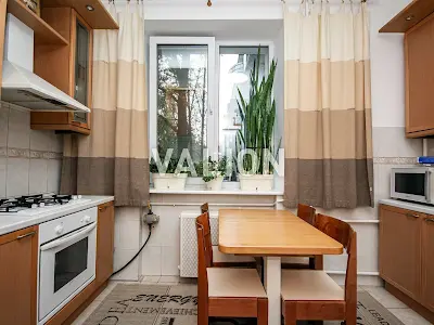 квартира за адресою Івана Світличного вул. (Петровського), 6