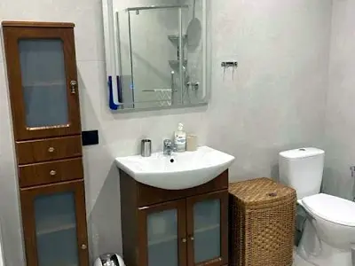 квартира за адресою Віктора Некрасова вул. (Північно-Сирецька), 12а