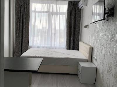 квартира за адресою Польова вул., 73