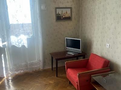 квартира по адресу Раисы Окипной ул., 1