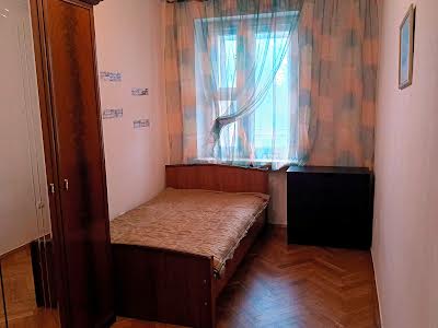 квартира за адресою Петра Болбочана вул. (Командарма Каменєва), 4-А