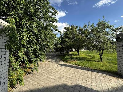 будинок за адресою Центральна вул., 3