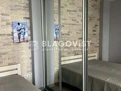 квартира по адресу Забилы Виктора ул., 5