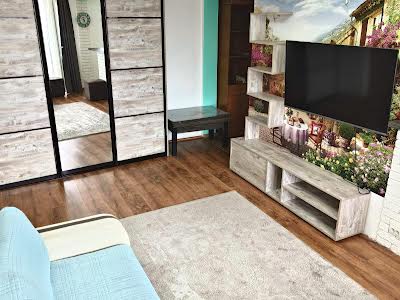 квартира за адресою Карпенка вул., 13