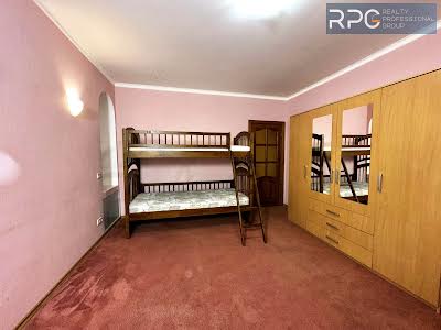 квартира за адресою Старонаводницька вул., 4-В