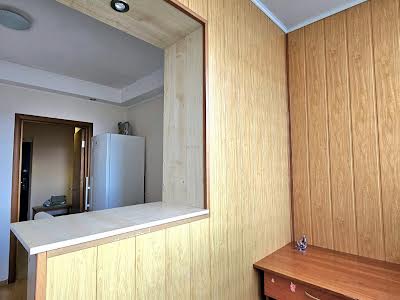 квартира за адресою Ялтинська вул., 15