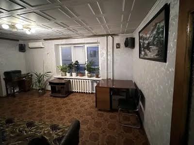 квартира за адресою вулиця В'ячеслава Чорновола, 158/2